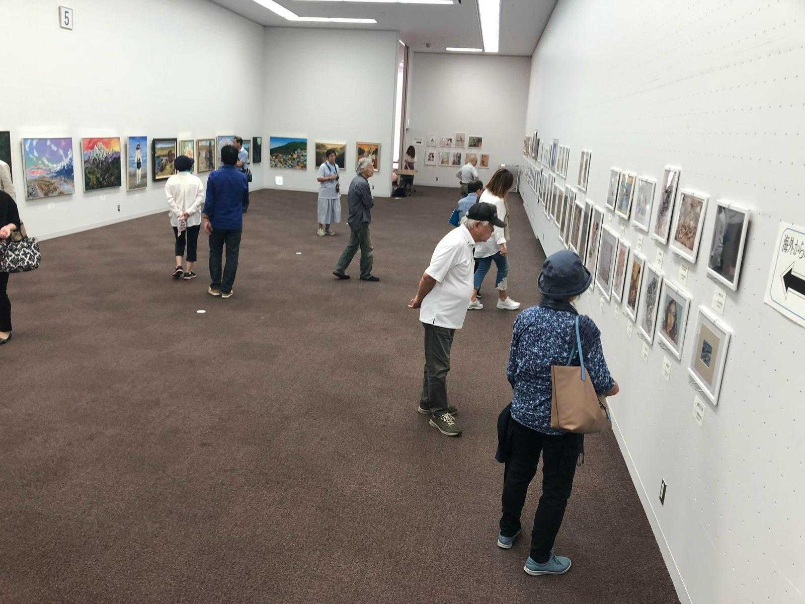 Uluslararası Tokyo Jürili Grup Sergisi'nden sergi salonu görünümü, Japonya 2018 — 5